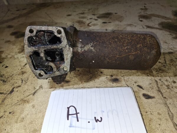 Ferguson tea20 oil filter housing - Image 2